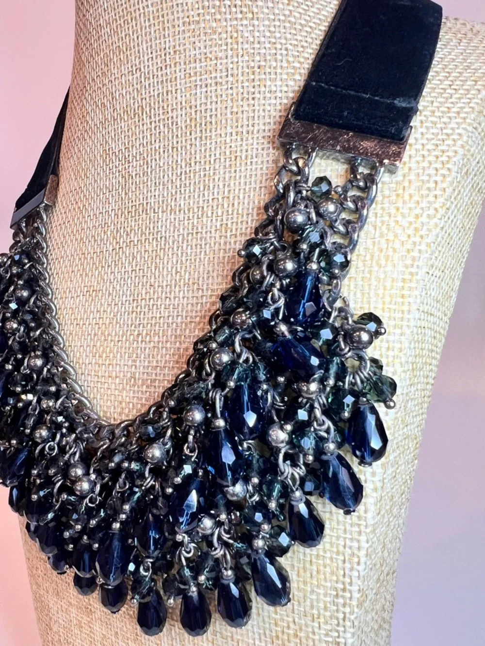 WHBM glass gun metal black suede cluster glass teardrop bib statement necklace - Picture 4 of 8